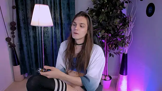 Snapshot of Will_Will_ chatting on 02.08.26 Will Will online show from 02.08.26