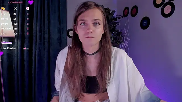 Snapshot of Will_Will_ chatting on 02.25.26 Will Will online show from 02.25.26