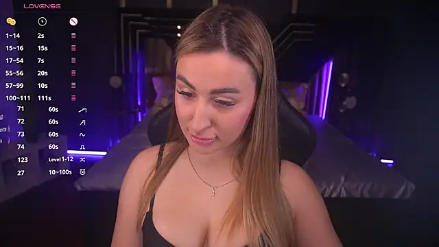 Snapshot of LiaBrazzerr chatting on 03.12.25 LiaBrazzerr online show from 03.12.25