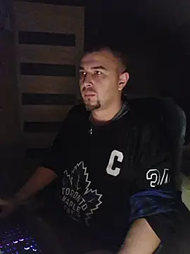 Snapshot of Foxyshaved chatting on 10.24.25 Foxyshaved online show from 10.24.25