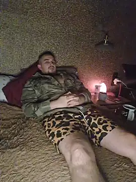 Snapshot of Foxyshaved chatting on 11.06.25 Foxyshaved online show from 11.06.25