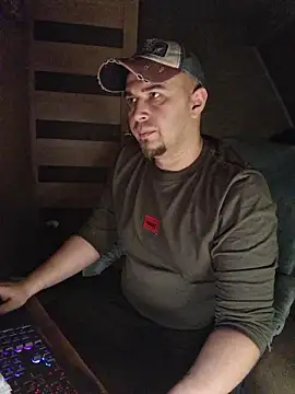 Snapshot of Foxyshaved chatting on 01.07.26 Foxyshaved online show from 01.07.26