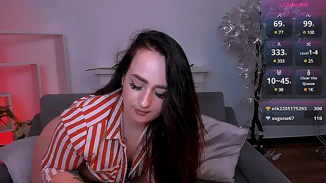 Snapshot of Nika__XXX chatting on 03.13.25 Nika XXX online show from 03.13.25