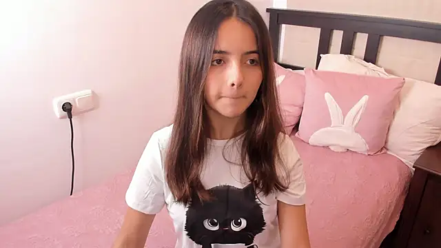 Snapshot of Raychell_Black chatting on 02.10.25 Raychell Black online show from 02.10.25