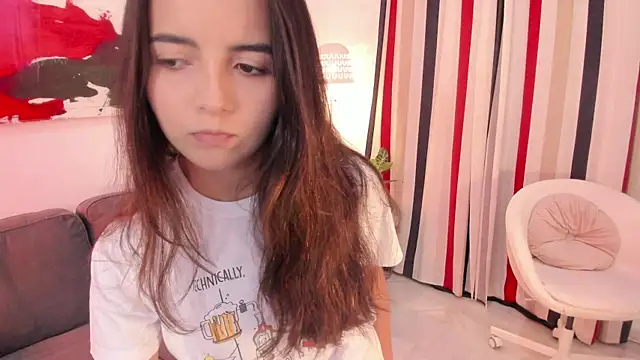 Snapshot of Raychell_Black chatting on 10.16.25 Raychell Black online show from 10.16.25