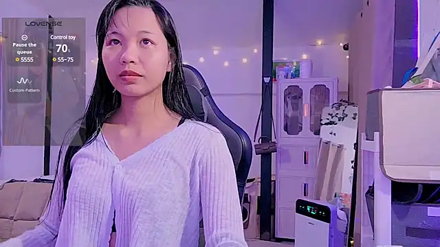 Kana G online show from 02.23.25