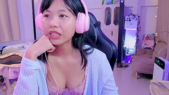 Kana G online show from 03.08.25