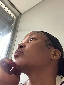 slimcateee online show from 03.04.25