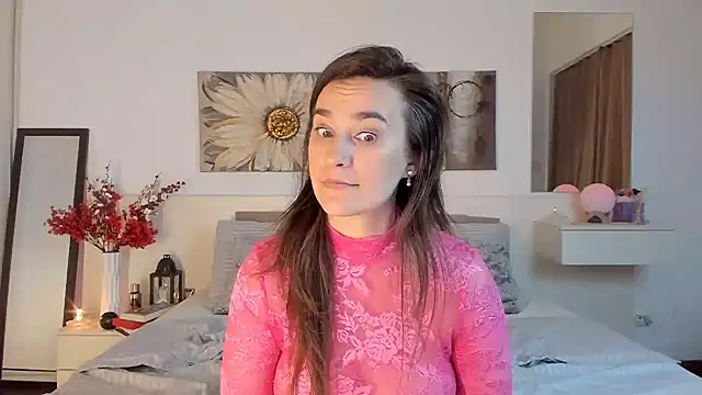 Snapshot of JoyCasidy chatting on 03.06.25 JoyCasidy online show from 03.06.25