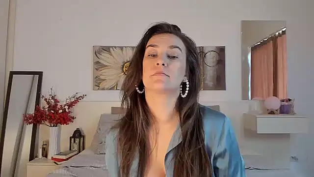 Snapshot of JoyCasidy chatting on 03.13.25 JoyCasidy online show from 03.13.25