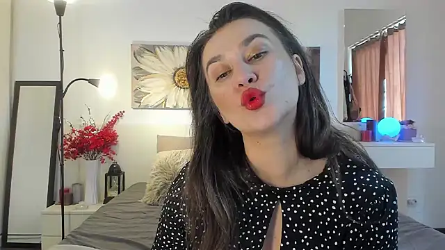 Snapshot of JoyCasidy chatting on 09.25.25 JoyCasidy online show from 09.25.25