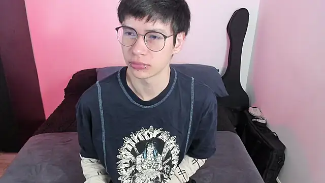 Aventure Twinks online show from 01.13.26