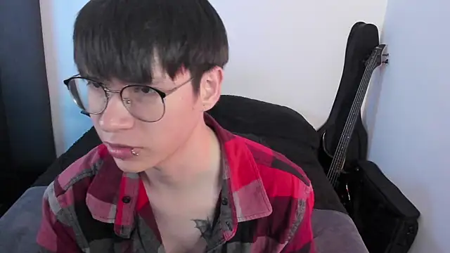 Aventure Twinks online show from 06.25.26