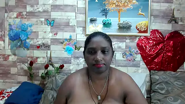 Snapshot of Indian_tracy chatting on 02.04.25 Indian tracy online show from 02.04.25