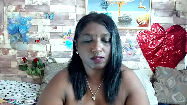 Snapshot of Indian_tracy chatting on 03.07.25 Indian tracy online show from 03.07.25