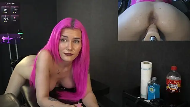 Snapshot of ClaraStylezZ chatting on 01.11.25 ClaraStylezZ online show from 01.11.25