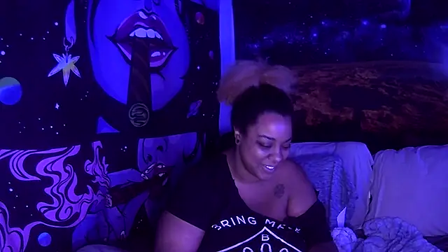 AutumnHart online show from 12.13.24