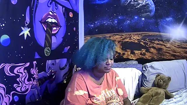 AutumnHart online show from 01.04.25