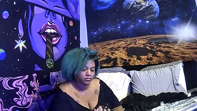 AutumnHart online show from 01.18.25