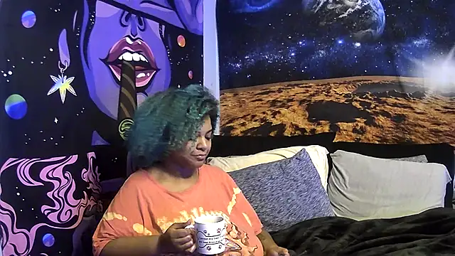 AutumnHart online show from 01.21.25