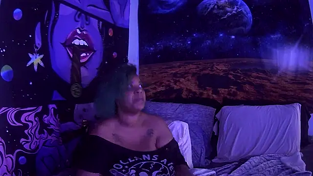 AutumnHart online show from 01.28.25