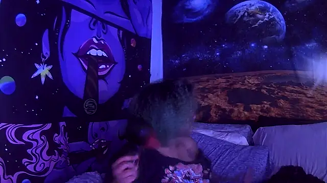 AutumnHart online show from 02.06.25