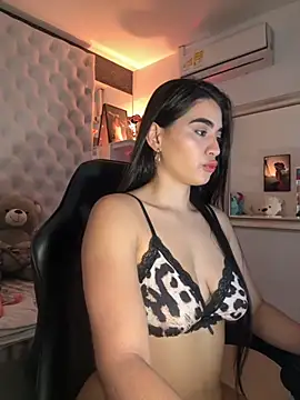 ZarahEvans online show from 09.08.25