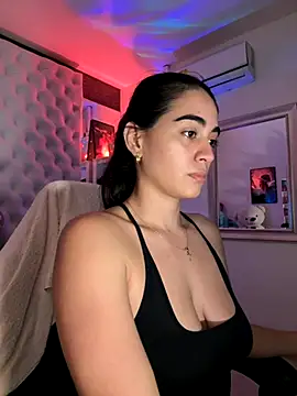 ZarahEvans online show from 12.05.25