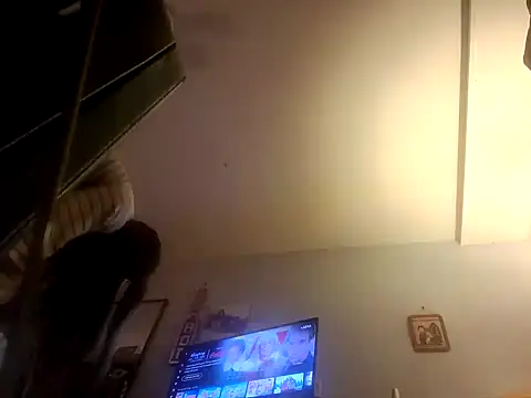 Snapshot of SmokeShow686 chatting on 12.19.24 SmokeShow686 online show from 12.19.24