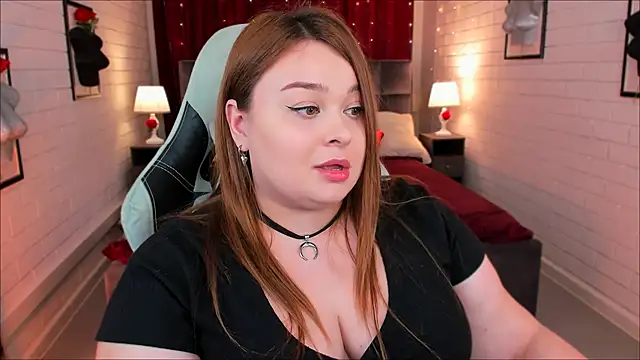 KimberlyMaran online show from 02.18.25