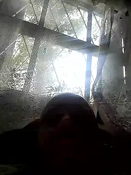 Snapshot of OFICINA_Simas-Turbo chatting on 10.16.25 OFICINA Simas-Turbo online show from 10.16.25