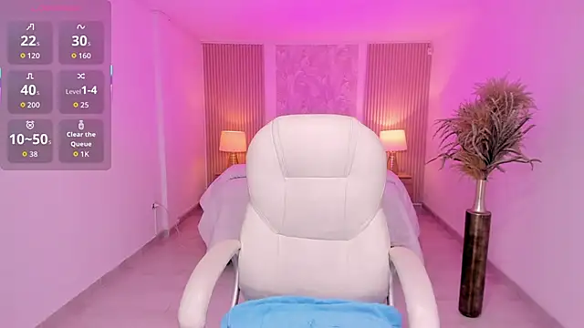 Snapshot of anahi_curlie1 chatting on 03.21.26 anahi curlie1 online show from 03.21.26