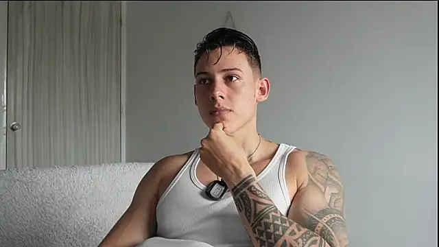 Muscle King Cum online show from 06.22.26