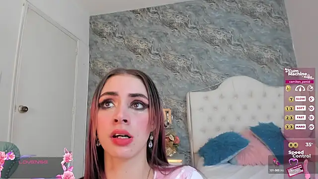 Snapshot of CAMILLEN_PETTID chatting on 01.22.25 CAMILLEN PETTID online show from 01.22.25