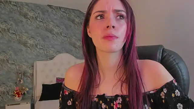 Snapshot of CAMILLEN_PETTID chatting on 03.14.25 CAMILLEN PETTID online show from 03.14.25