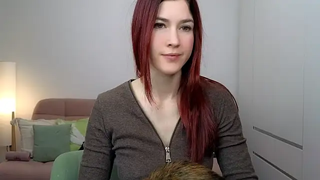 AliciaNewell online show from 11.27.25