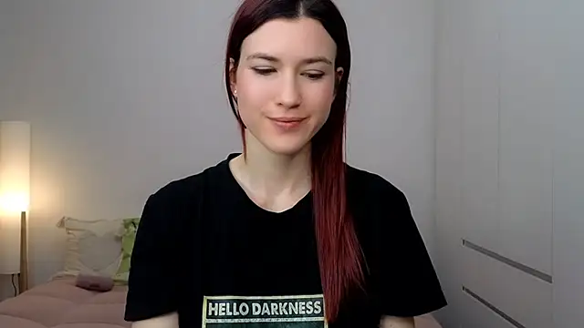 AliciaNewell online show from 11.30.25