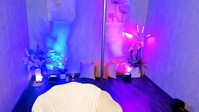 Snapshot of kimberlyray777 chatting on 05.23.26 kimberlyray777 online show from 05.23.26