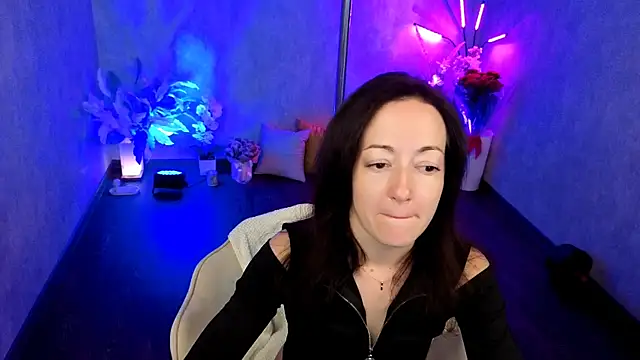 Snapshot of kimberlyray777 chatting on 06.13.26 kimberlyray777 online show from 06.13.26
