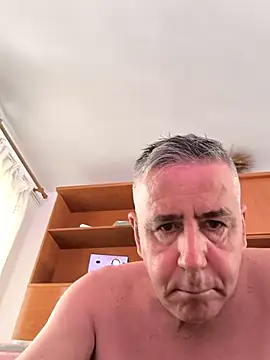 parejamlga58 online show from 10.26.25