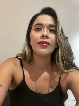 Emilia Bakerr online show from 12.28.24