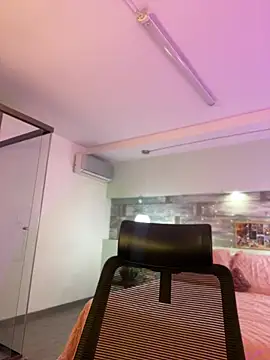 Emilia Bakerr online show from 12.29.24