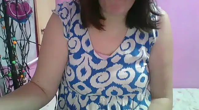 Lucinka1 online show from 02.14.25