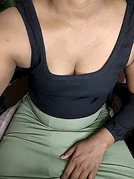 Snapshot of Telugu_ammayi_pooja chatting on 01.13.26 Telugu ammayi pooja online show from 01.13.26