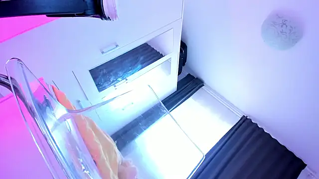 KaylaLaine online show from 03.19.25