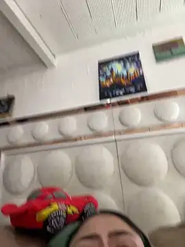 lucianaroy online show from 12.21.24