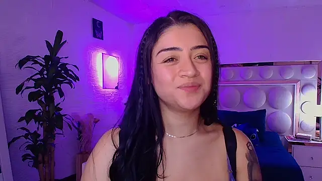 lucianaroy online show from 10.10.25