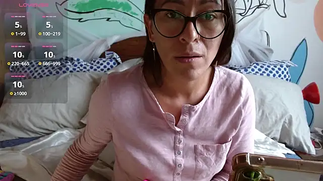 lupita84 online show from 09.27.25