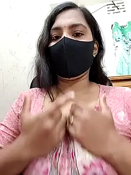 Snapshot of Ritusri_Dotta chatting on 04.27.26 Ritusri Dotta online show from 04.27.26