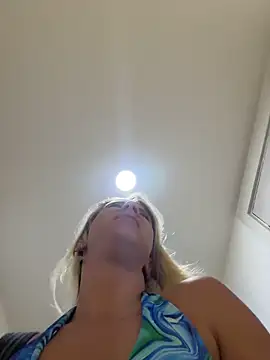 LikaCat online show from 04.21.26